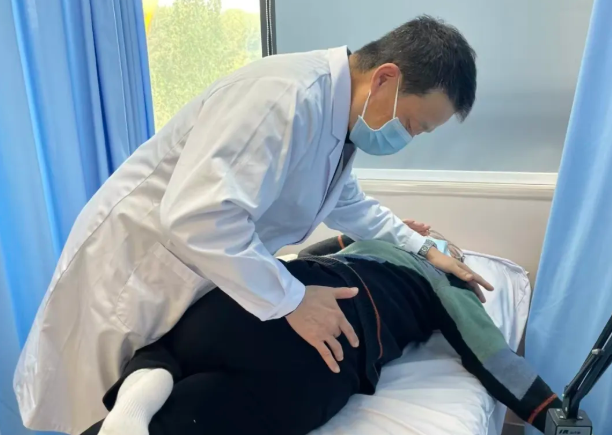 中国中医科学院中医骨伤专家来院定期出诊啦！时间是——