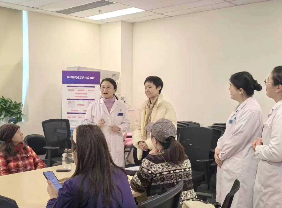 从讲座到一对一咨询，海淀妇幼“更年期保健面对面”活动暖心又实用